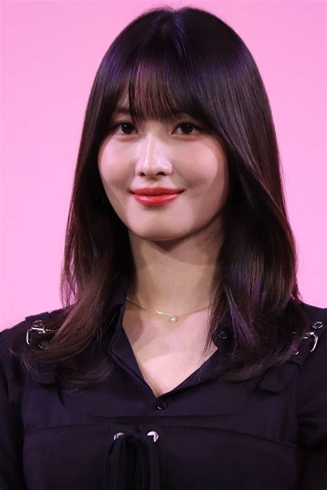 hirai momo|Momo Hirai .